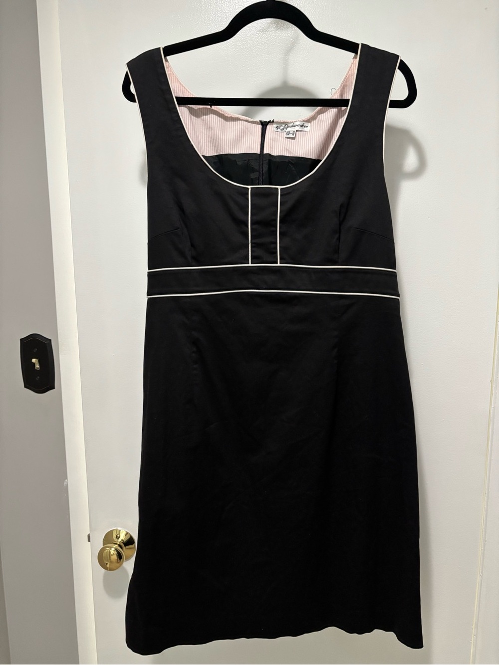 Sleeveless Black Midi Dress with White Piping Size 16